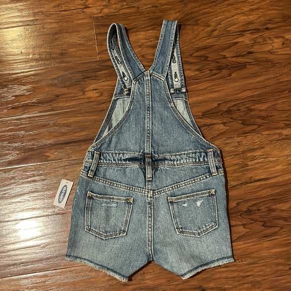 NEW Adorable Old Navy Shortalls - Picture 5 of 7
